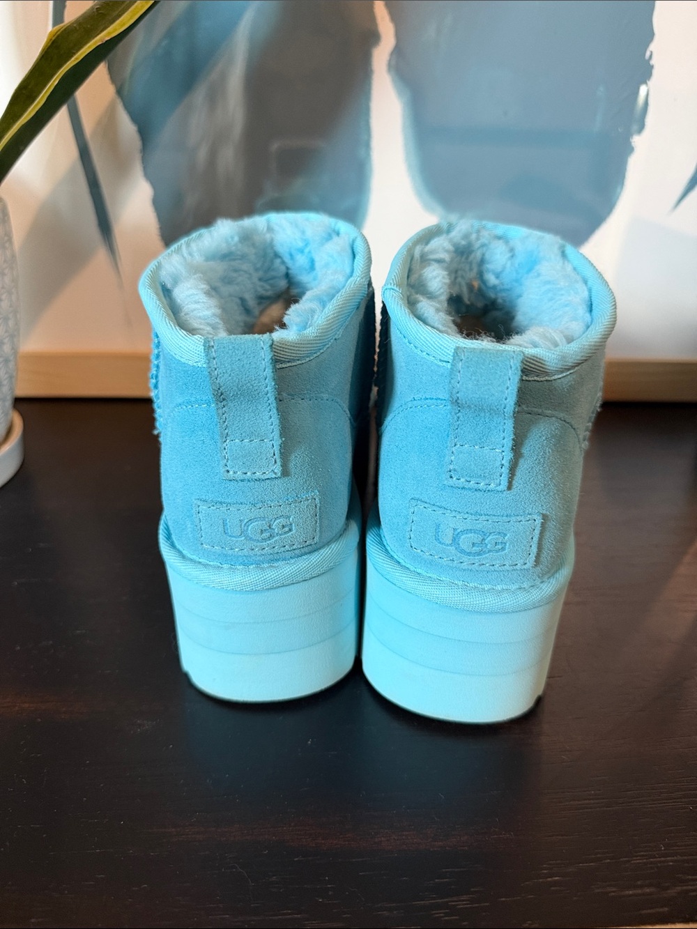 UGG Classic Ultra Mini Platform Bootie - Picture 4 of 6